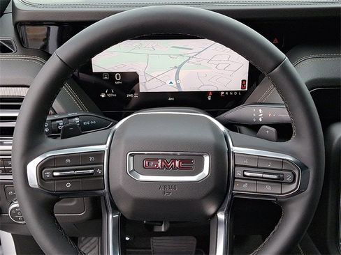 New 2026 GMC Yukon XL Elevation image 14