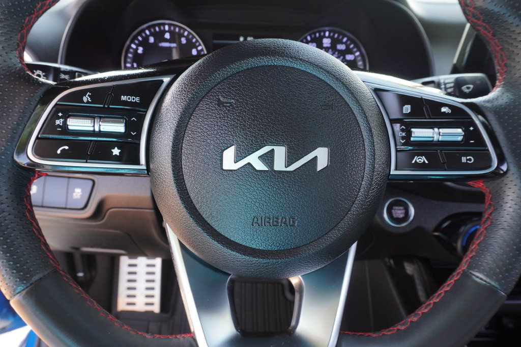 Used 2023 Kia Forte GT FWD image 17