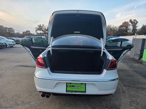 Used 2014 Volkswagen CC Sport image 40
