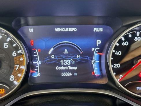 Used 2020 Jeep Compass Latitude w/ Popular Equipment Group FWD image 13