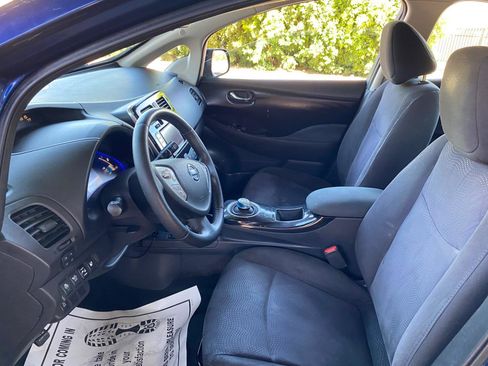 Used 2016 Nissan Leaf SV FWD image 31