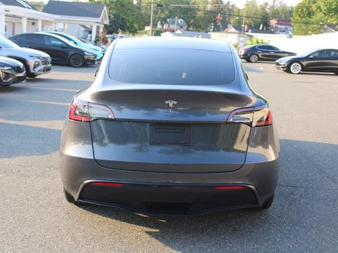 Used 2021 Tesla Model Y Long Range AWD/4WD image 6