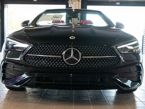 New 2026 Mercedes-Benz CLE 300 4MATIC Cabriolet image 3