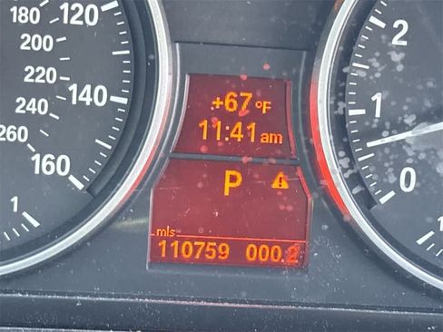 Used 2011 BMW 328i Coupe image 19