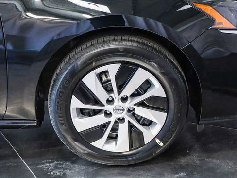 New 2025 Nissan Altima 2.5 S image 11