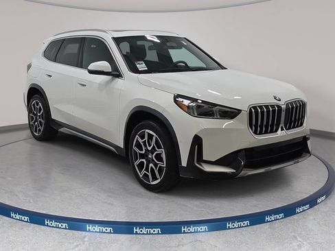 Used 2026 BMW X1 xDrive28i w/ Technology Package AWD/4WD image 4
