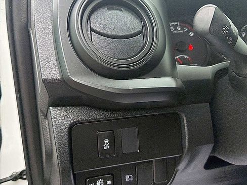 Used 2023 Toyota Tacoma SR image 18