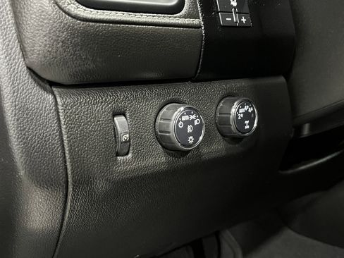 Certified 2021 GMC Canyon Denali AWD/4WD image 14