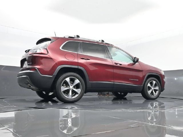 Used 2019 Jeep Cherokee Limited AWD/4WD image 27