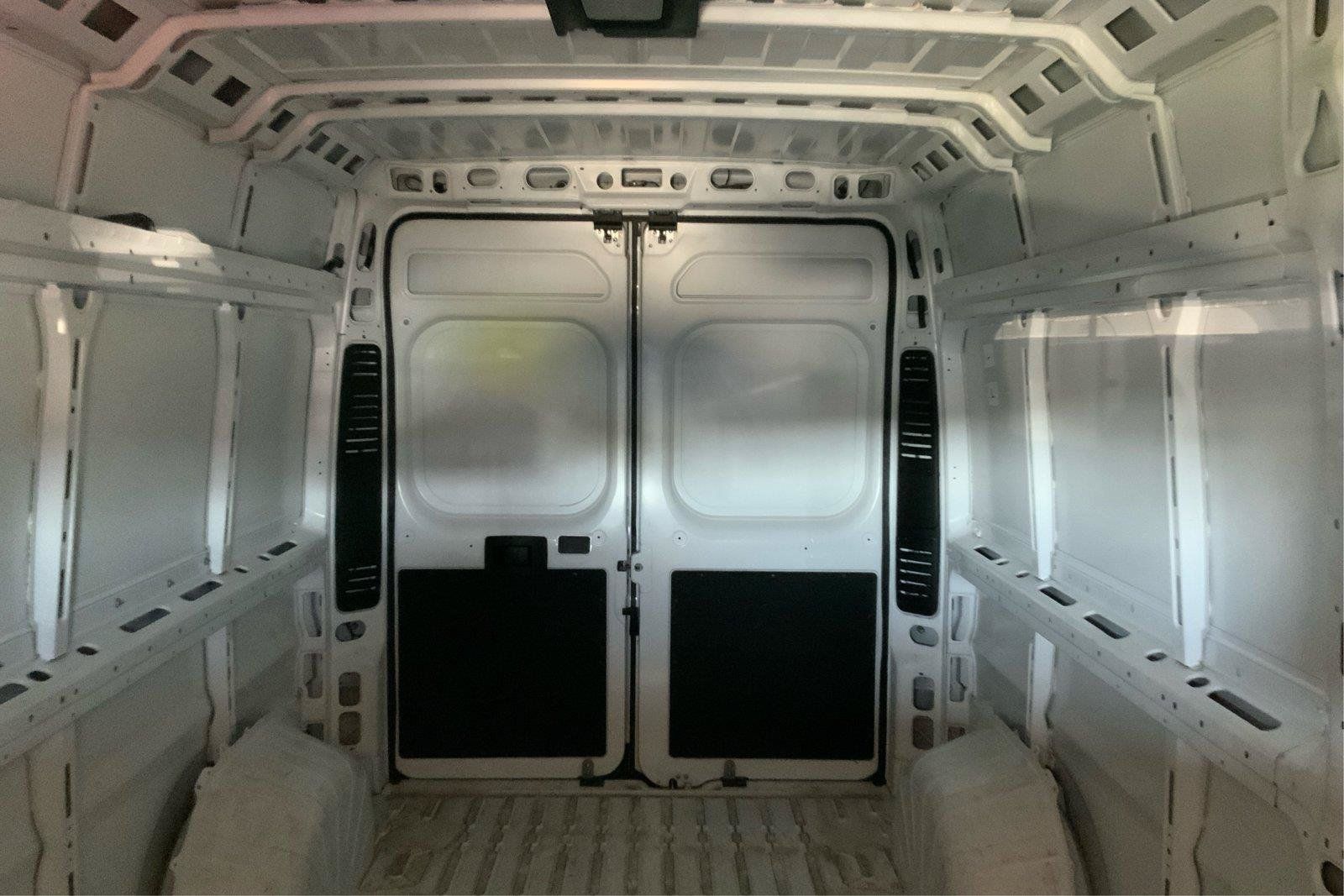Used 2025 RAM ProMaster 3500 w/ Convenience Group FWD image 14