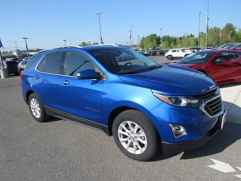Used 2019 Chevrolet Equinox LT w/ Sun & Navigation Package image 3