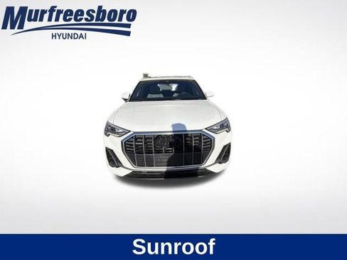 Used 2020 Audi Q3 2.0T Premium Plus w/ Premium Plus Package AWD/4WD image 3
