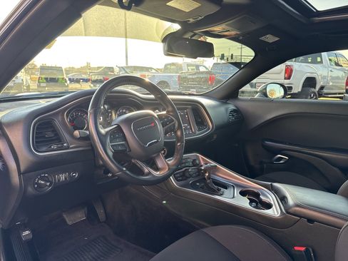 Used 2019 Dodge Challenger R/T Scat Pack image 18