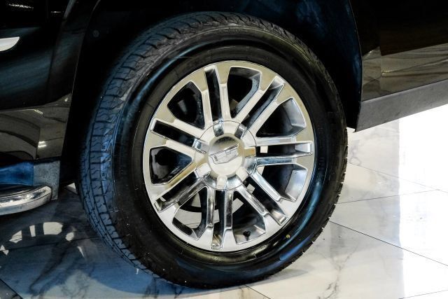 Used 2020 Cadillac Escalade 2WD image 62