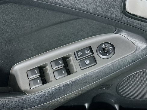 Used 2017 Kia Forte LX FWD image 15