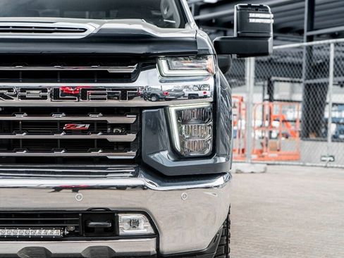 Used 2020 Chevrolet Silverado 2500 LTZ w/ LTZ Premium Package image 8