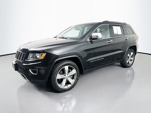 Used 2014 Jeep Grand Cherokee Limited w/ Trailer Tow Group IV AWD/4WD image 3