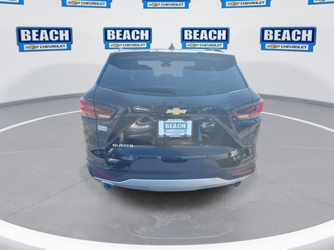 New 2026 Chevrolet Blazer LT w/ Convenience Package FWD image 7