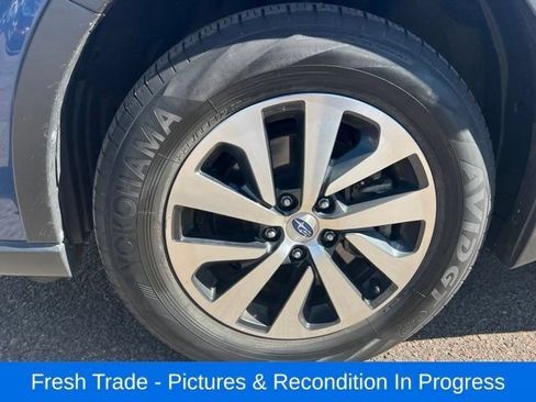 Used 2021 Subaru Outback Premium AWD/4WD image 9