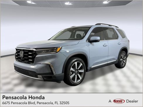 Used 2023 Honda Pilot Elite image 1