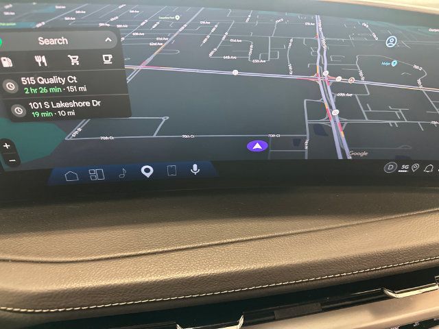 Used 2025 Cadillac XT4 Premium Luxury w/ Cold Weather Package AWD/4WD image 9