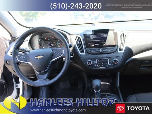Used 2024 Chevrolet Malibu LT FWD image 17