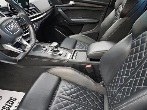 Used 2019 Audi SQ5 Premium Plus AWD/4WD image 11