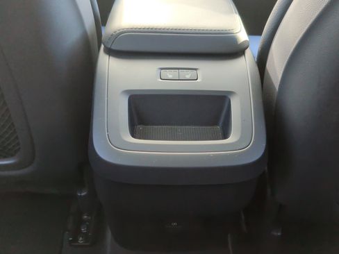 Used 2025 Volvo XC60 B5 Plus w/ Climate Package image 22