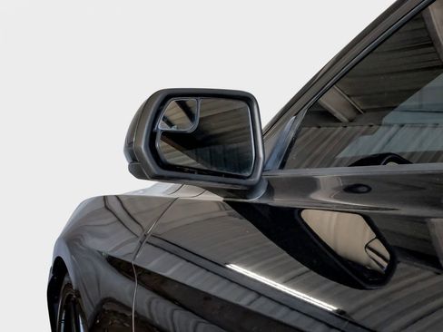 Used 2019 Ford Mustang Coupe image 32