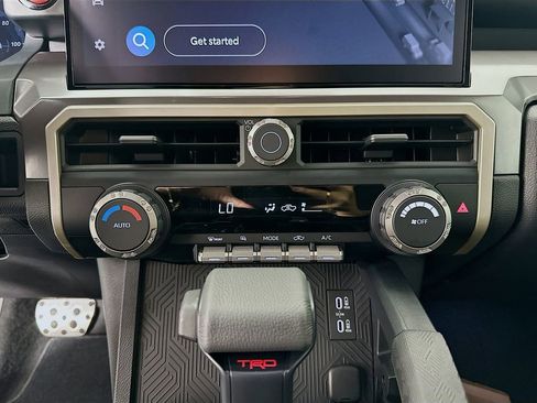 Certified 2025 Toyota Tacoma TRD Sport image 15