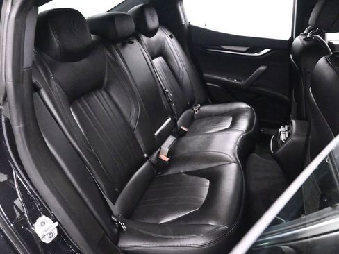 Used 2019 Maserati Ghibli S Q4 image 19