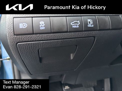 Used 2024 Toyota Camry SE image 16