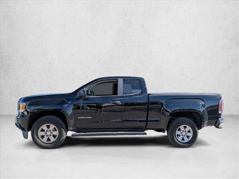 Used 2019 GMC Canyon W/T w/ Convenience Package image 2