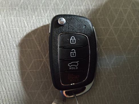 Used 2017 Hyundai Tucson SE image 32