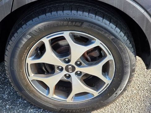 Used 2020 Kia Telluride EX AWD/4WD image 15