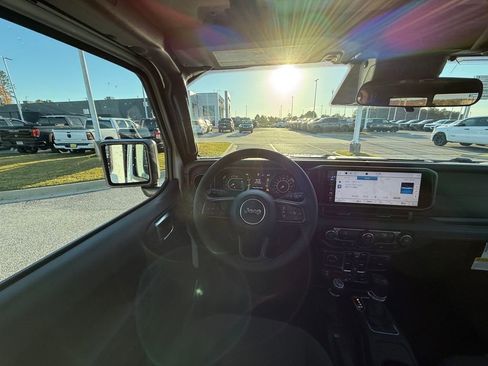 New 2026 Jeep Gladiator Rubicon image 13