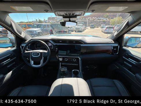Used 2025 GMC Sierra 1500 Denali AWD/4WD image 9