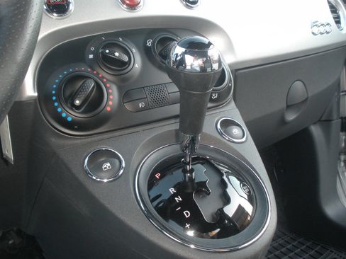 Used 2012 FIAT 500 Sport image 37