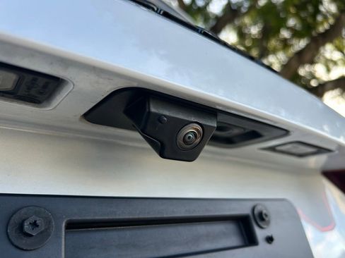 Used 2025 Jaguar F-PACE R-Dynamic S image 30