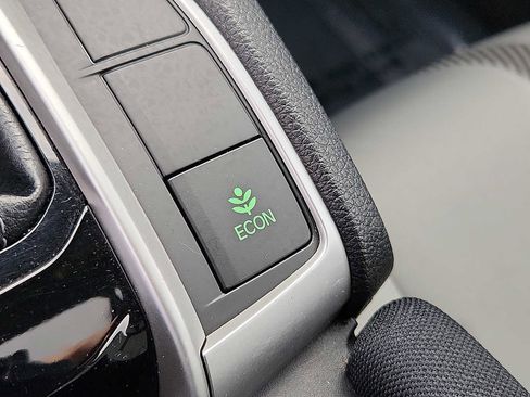 Certified 2018 Honda Civic EX image 25