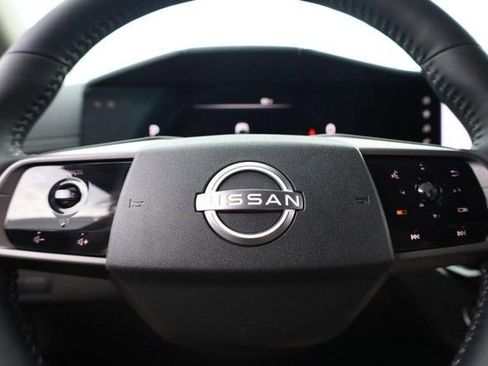 Certified 2025 Nissan Murano SL AWD/4WD image 11