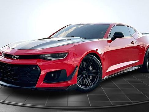 Used 2021 Chevrolet Camaro ZL1 image 12