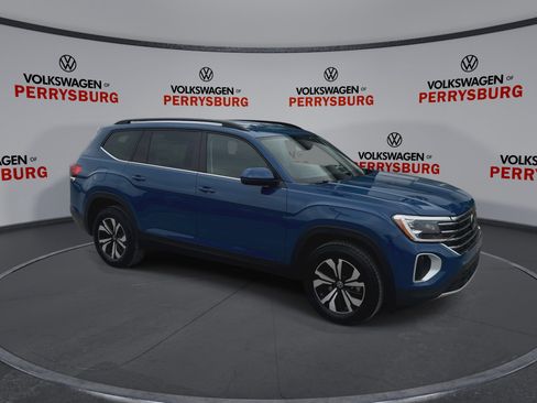 New 2026 Volkswagen Atlas SE image 2