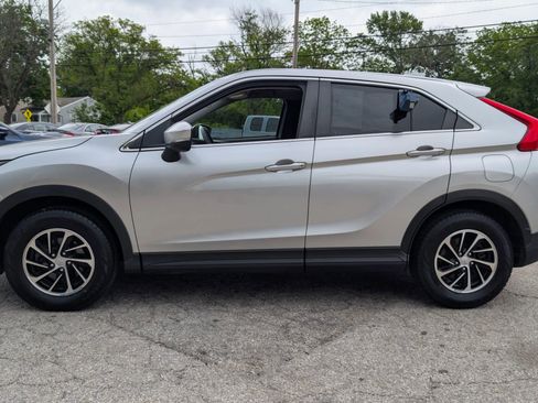 Used 2020 Mitsubishi Eclipse Cross ES FWD image 2