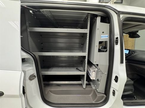 Used 2020 Ford Transit Connect XL FWD image 12