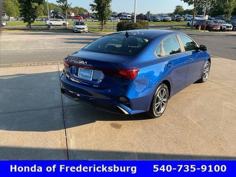 Used 2023 Kia Forte LXS w/ LXS Technology Package FWD image 6