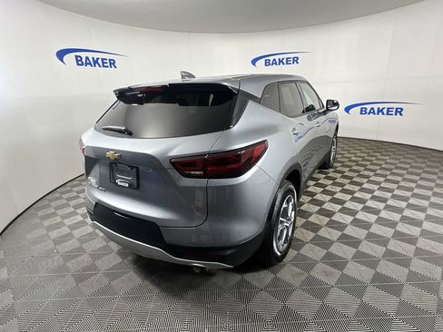Used 2025 Chevrolet Blazer LT image 9