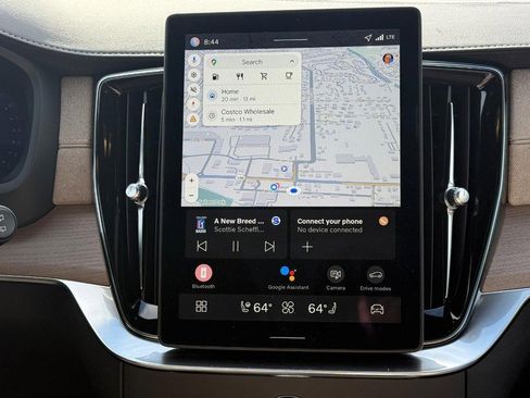 New 2026 Volvo XC90 B6 Plus w/ Protection Package image 8