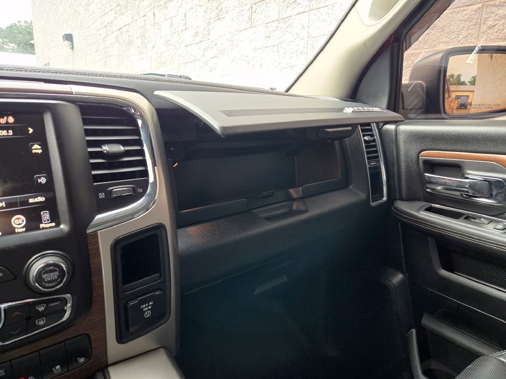 Used 2015 RAM 1500 Laramie w/ Convenience Group AWD/4WD image 37
