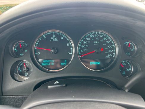 Used 2011 GMC Yukon SLE w/ Convenience Package image 21